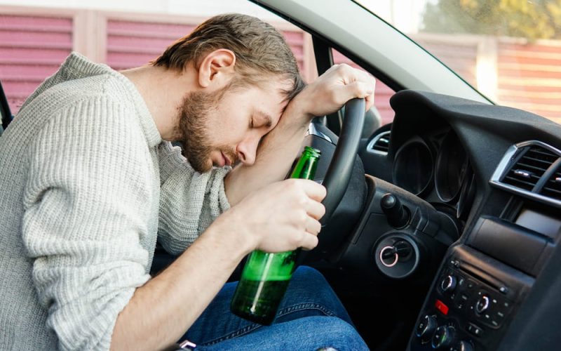 Multas por conducir bajo alcohol en Panamá: montos y prevención