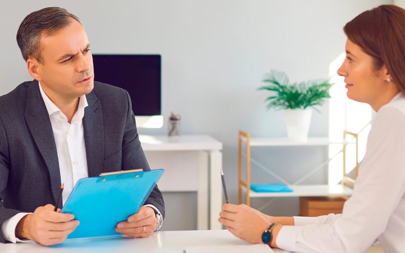 Empleo juvenil: por qué es tan difícil hoy en día (y qué habilidades son imprescindibles según un experto de LinkedIn)